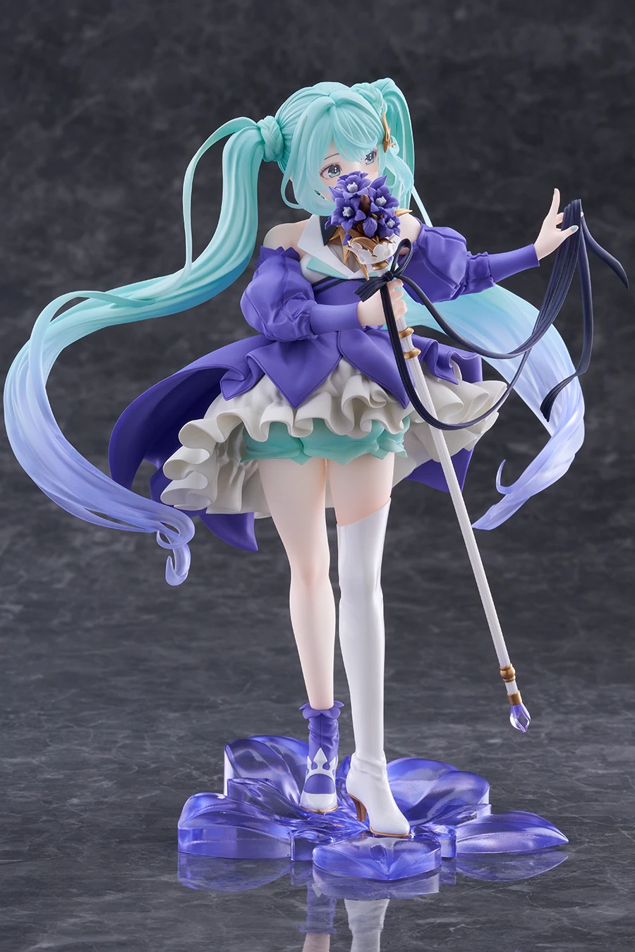 TAITO 10月下旬即將推出《初音未來》2024 Birthday AMP＋ 花朵版
